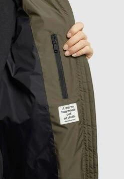 Khujo SOULANI2 - Wintermantel - Khaki Grün -Khujo Geschäft ec093647b82b4fdf8a0cfa13a3bbceea