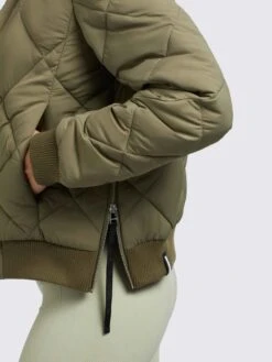 Khujo Jacke LEONA In Olivgrün -Khujo Geschäft khujo jacke leona in olivgrun 6